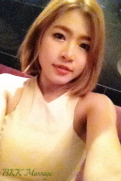 Eari - Escort lady Bangkok 4