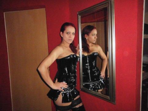 Dominatrix Escorts