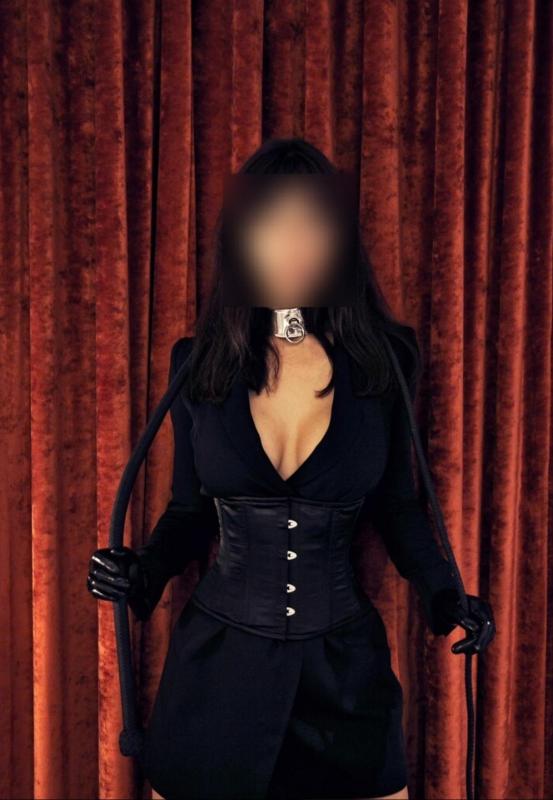 Dominatrix Escorts