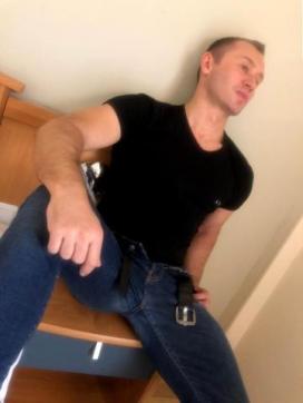 AlexhornyXXL - Escort gay Moscow 4