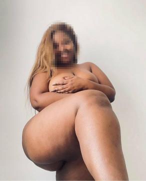 Iranni - Escort lady Lusaka 4