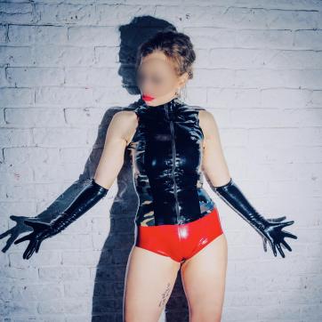 Domina-O - Escort dominatrix Berlin 5