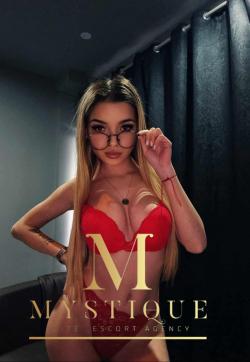 Annabella Mystique - Escort lady London 1