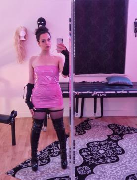 SnaxySky - Escort dominatrix Mannheim 12