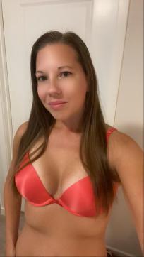 Holly Divine - Escort lady Naples FL 4