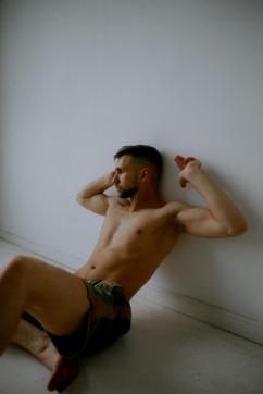 Renat - Escort gay Moscow 2