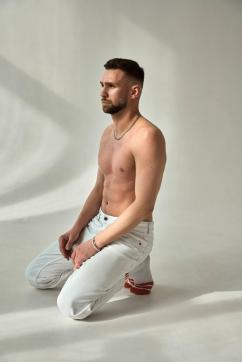 Renat - Escort gay Moscow 4