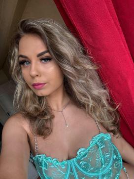 Isadora - Escort lady London 6