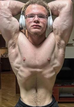 DanilTriceps - Escort gays Kiev 1