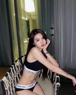 Mozza - Escort lady Denpasar 3