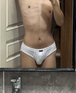 Zhan - Escort gays Moscow 1