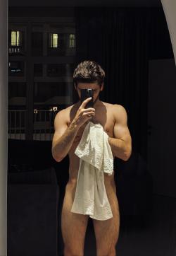 Slava - Escort gays Moscow 1