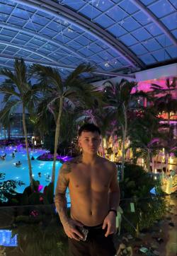 Nicolo - Escort mens Dubai 1